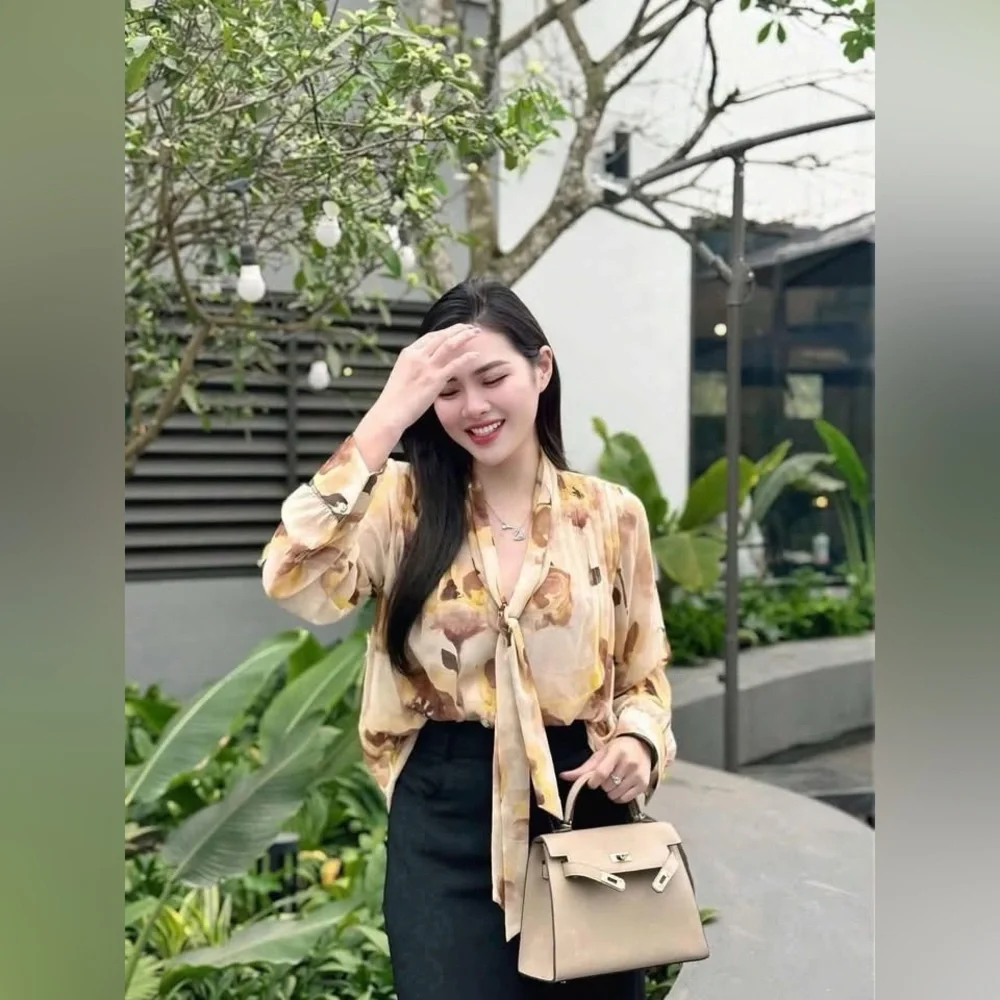 ZARA Scarf Detail Floral Print Oversized Shirt | Ecru/Yellow - Picture 5 of 14